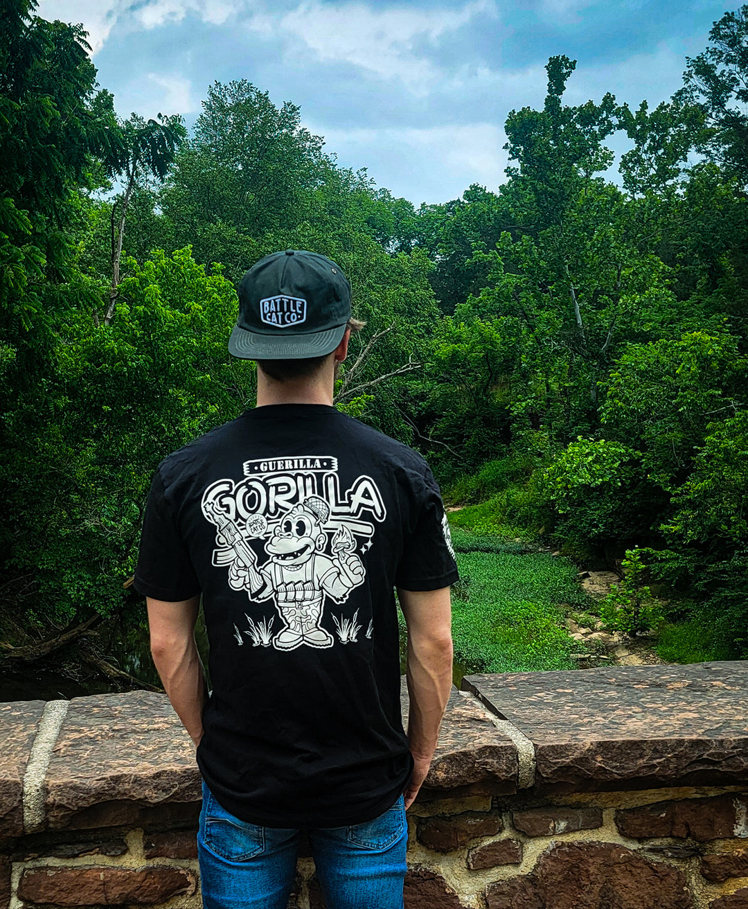 UNKUT ★ Tシャツ GUERILLA ブラック Guerilla Gorilla - BLACK – Battle Cat Co.